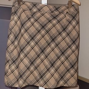 Alfred Sung fall collection plaid scirt.